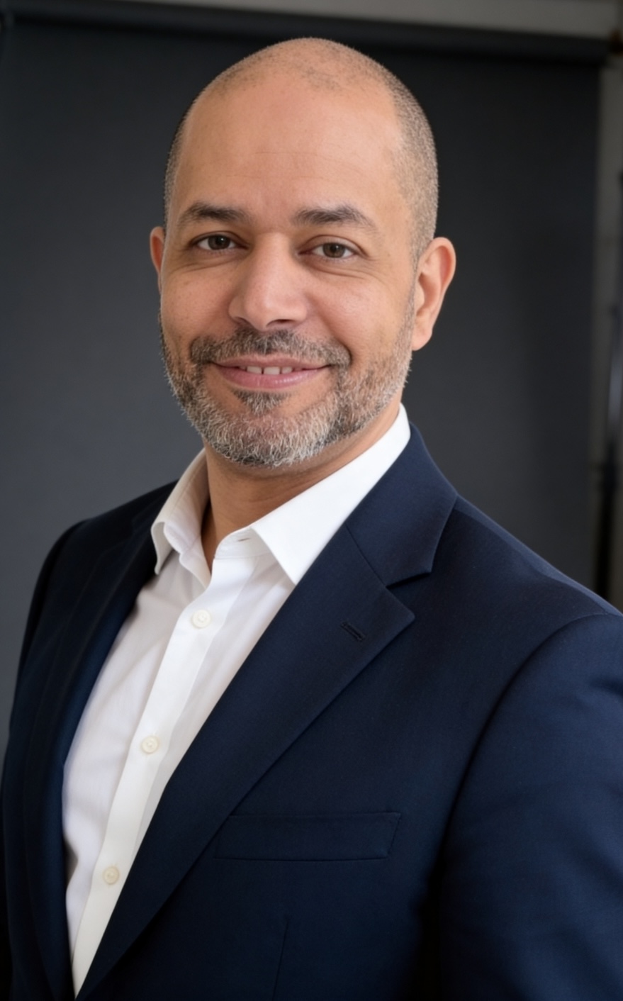 Articles by Mo Alhroub