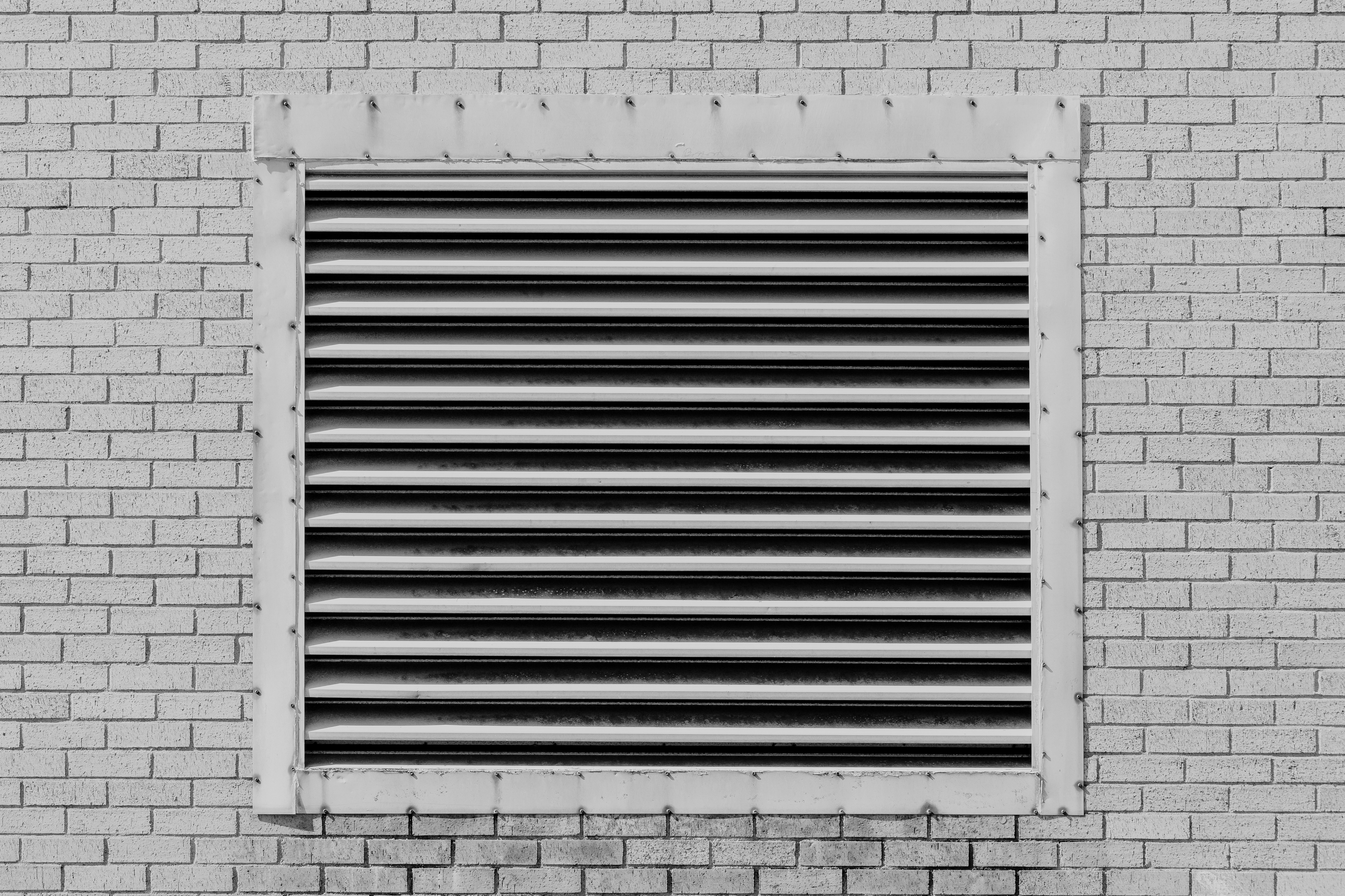 jan-walter-luigi-Zxsrlw06TcM-unsplash